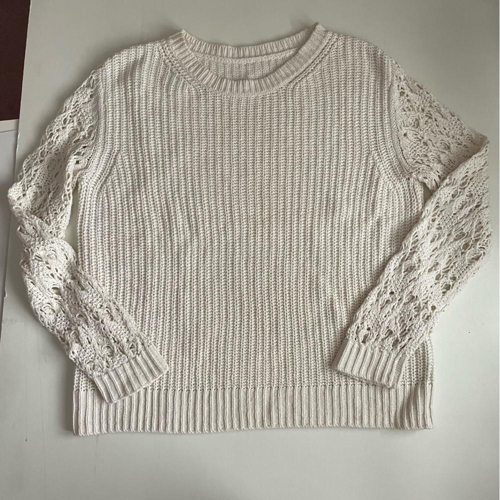💚3/$15💚 SMALL | Wilfred | oversized boxy knit white birch knit sweater crochet